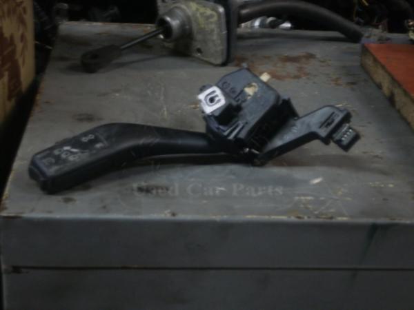   -  Volkswagen Golf 6 08>  3D 29(o) 