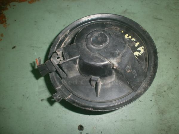     Lancia Y 98-00 