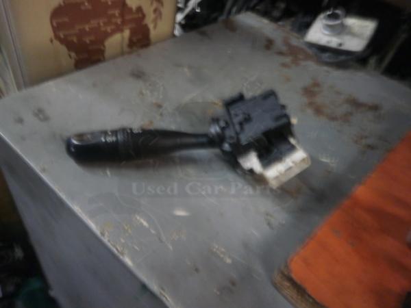   -  Toyota RAV 4 00-03 173648 (30) 