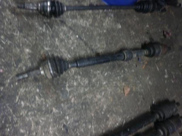      Nissan Sunny N13 90- (1) 