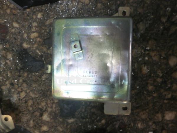     Mitsubishi Galant 92- (33) 