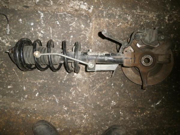     ABS  Ford Focus hatch 3D 02-04 (15) 