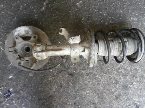      Ford Mondeo Sedan 93-96 (15) 