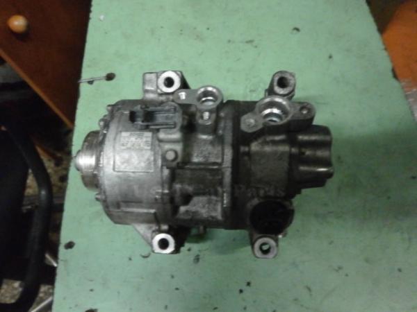   AIRCONDITION  Toyota Avensis Berlina 03-08, Toyota Corolla Verso 02-04 
