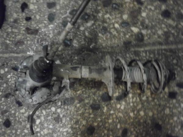      Mazda 323 F 95-98 