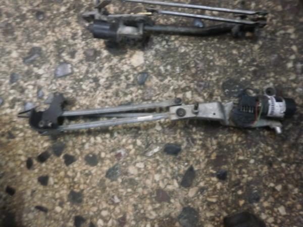      Ford Focus hatch 5D 98-02 (4) 