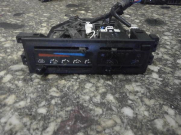     Nissan Serena 92, Nissan Vanette 96> 