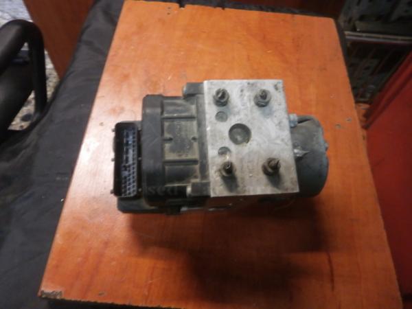   ABS  Kia Sorento 02-06 