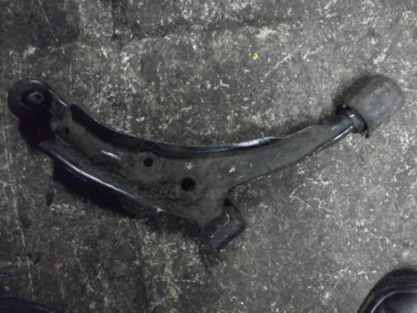      Nissan Sunny N14 94-98 