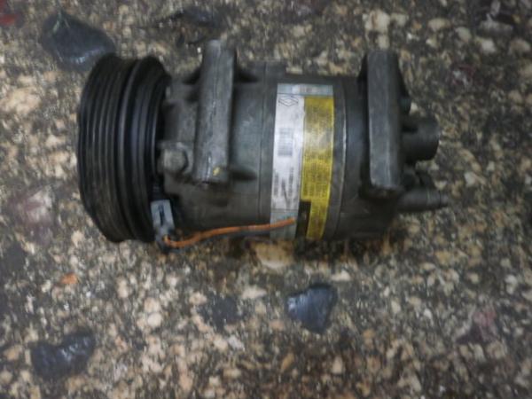   AIRCONDITION  Renault Megane I Berlina 99-02 