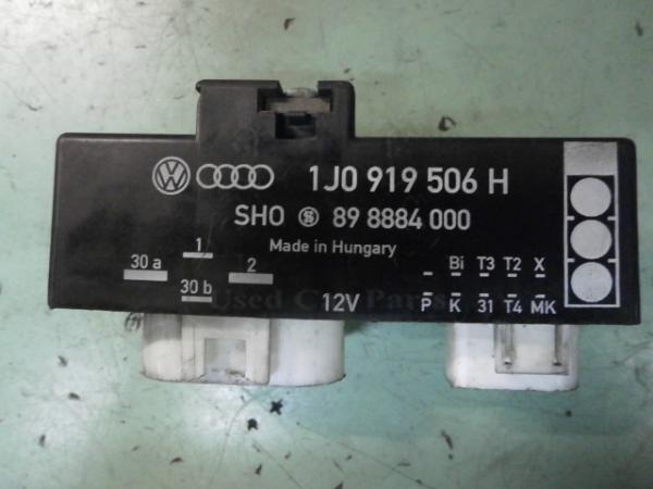    Volkswagen Bora Sedan 98-05, Volkswagen Golf 4 97-03 3D 