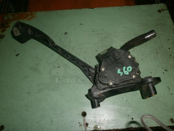     Volvo S60 00-04 