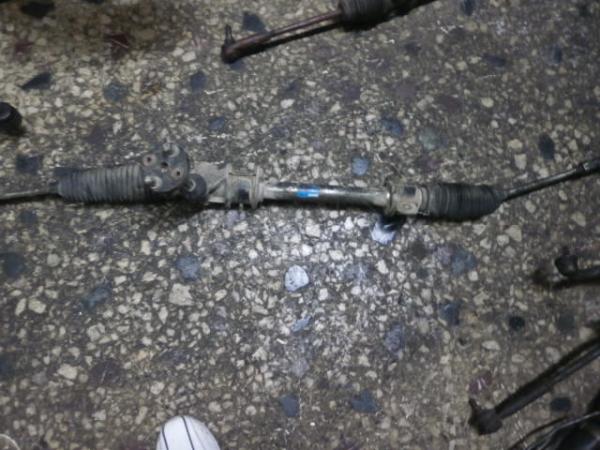     Mitsubishi L300 90- 