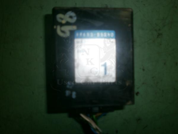   (88650-05050)  Toyota Avensis Berlina 98-03 (V49) 