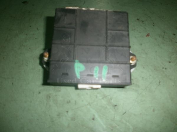   (28580-9F600)  Nissan Primera P11 99-02 (3) 
