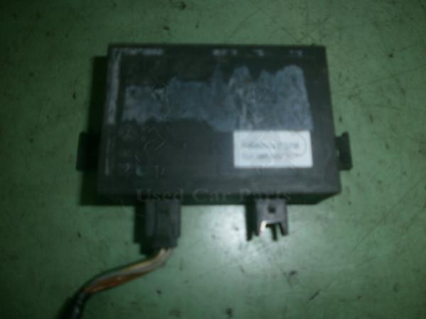   (1H0953257B)  Volkswagen Golf 3 91-97 3D, Volkswagen Golf 3 91-97 5D (V54) 