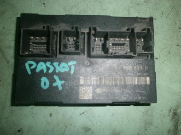  (3C0959433R)  Volkswagen Passat 05-10 