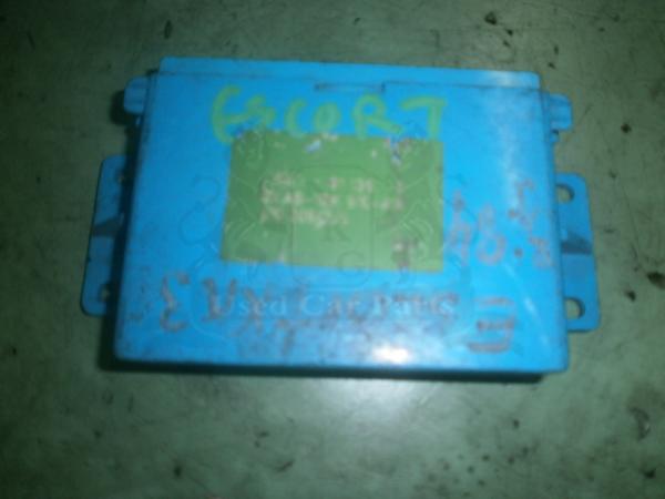   (83AB-10K910-AA)  Ford Escort hatch 86-89, Ford Sierra Sedan 88-90 (1) 