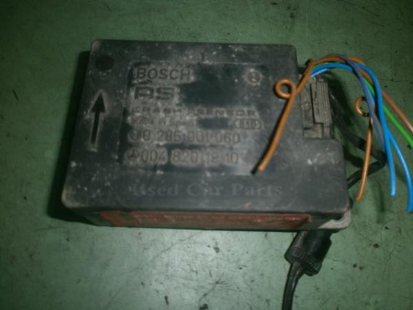   (0048201910)  Mercedes W124 84-97 (5) 