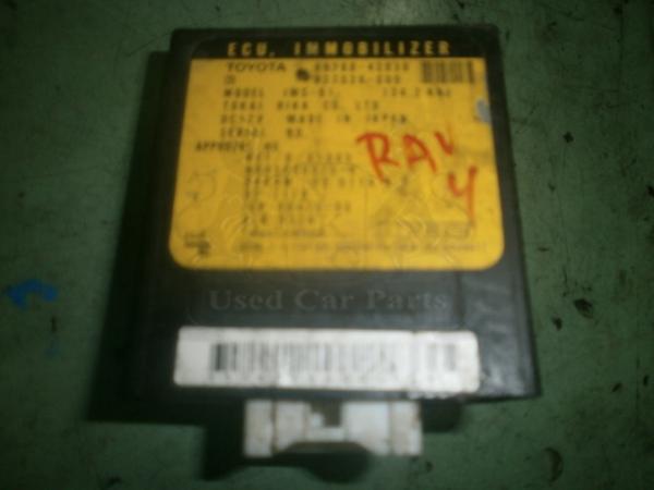   (89780-42030)  Toyota RAV 4 97-00 (8) 