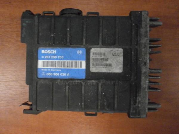     Volkswagen Polo 90-94 3D 030906026A (20) 