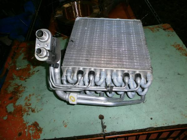    A C  Citroen Saxo 96-99 3D 