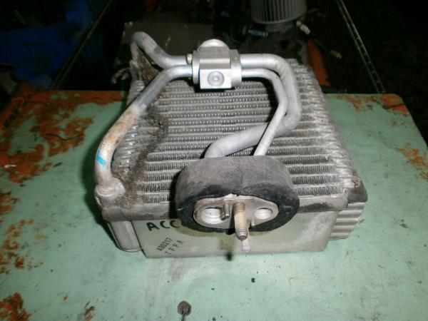    A C  Hyundai Accent 3D 99-02 