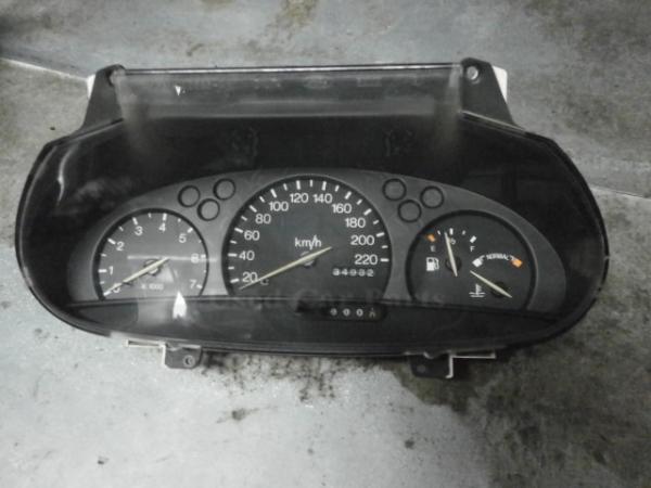    Ford Escort coupe 95-98 