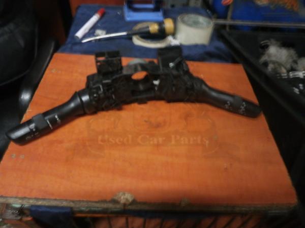   -  Toyota Auris 07> 28() 