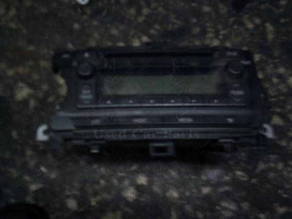  CD 86120-0D640  Toyota Yaris 10-  (k) 