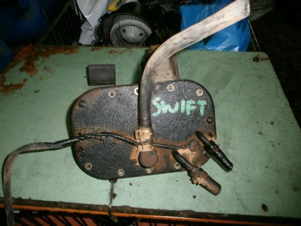     Suzuki Swift 3D 93-96 (6) 